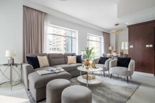 Frank Porter - The Residences 5 - 9