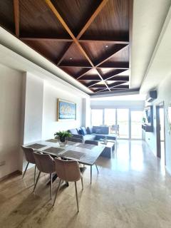 Marina Platino Plus #6 - Cafe Luxury - 2