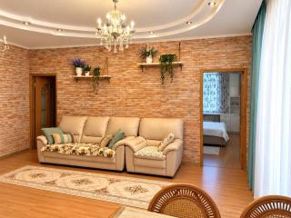 2BR on Stefan cel Mare - City Centre - Chişinău - 1