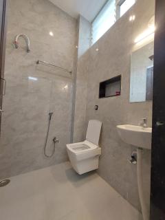 Cityside Comfort Homestay I Near Lake Pichola & Ambrai Ghat - 2