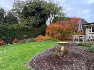 The Nook located in a beautiful garden setting with parking - 7