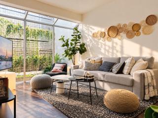 Middle Haus 3BR Home Near BTS Ari, Bangkok - 0