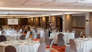 Holiday Inn Bangkok Silom by IHG - 8