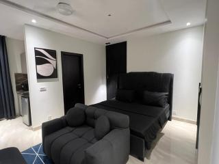 Luxor Aurum Apartments Gulberg - 5