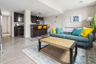2BR Executive Downtown Apartment by ENVITAE - 2