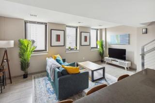 2BR Executive Downtown Apartment by ENVITAE - 1