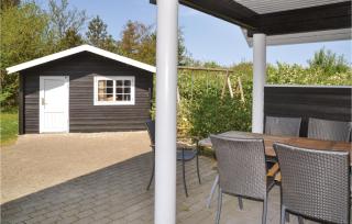 2 Bedroom Beach Front Home In Tarm - 5