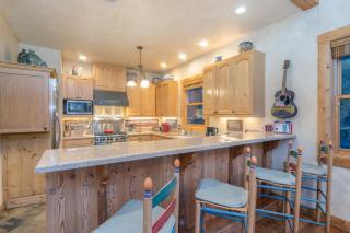 Mountain View 2 Ski-In Private Hot Tub 4Br 4.5Ba Sleeps 8 - 4