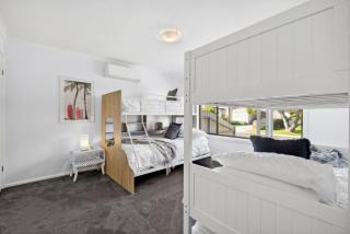 The Absolute Beach Escape For 21 - St Leonards - 3