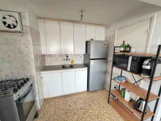 Apartamento entero para 4 Personas a 10 Cuadras del Estadio Centenario - 5