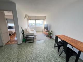 Apartamento entero para 4 Personas a 10 Cuadras del Estadio Centenario - 6