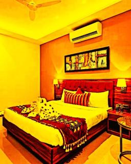 hotel kiara advani homestay - 0