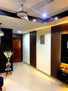 1 BHk For Rent Daily Base Bahria Town Ph 4 - 7