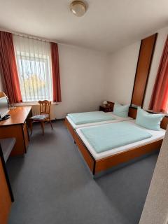 Landhotel Pagram-Frankfurt/Oder - Frankfurt an der Oder - 1