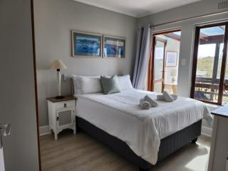 Castleton 80A Apartment, Plettenberg Bay - 2
