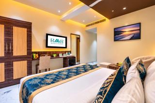 The Sm Hotel Luxe Stay - Restaurant & Rooftop Near IGI Delhi Airport - 5
