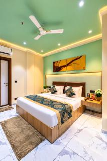 The Sm Hotel Luxe Stay - Restaurant & Rooftop Near IGI Delhi Airport - 3