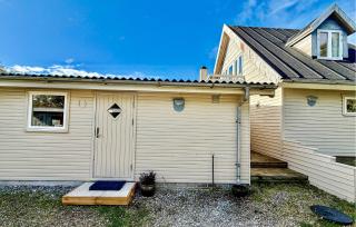 4 Bedroom Nice Home In Ulfborg - 4