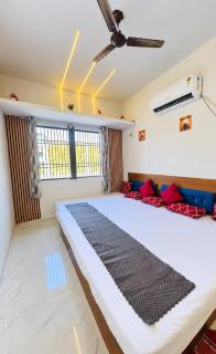 SP guest house 1,5 km from kashi vishawanath - 5