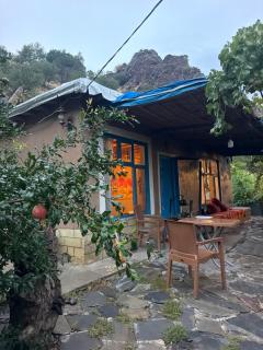 Nelle Cottage - 2