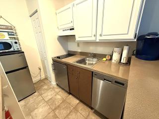 Mountain View Suite Sleeps 4 Ski OnOff Jiminy Peak - 1
