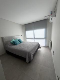 Aires del parque Departamento de categoría a metros del parque general San Martín - 4