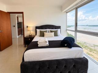 Departamento con vista panorámica al Río Guayas con piscina, Jacuzzi, Gym, Puerto Santa Ana - 7