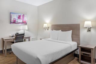SureStay Hotel by Best Western Findlay - 7
