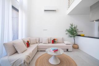 ELLI Azure Loft & 2-Floor Boho Duplex with Rooftop Terrace & Infinity View - 7