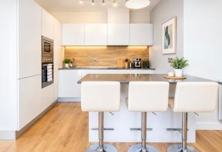 Modern Deluxe 2BR Apartment with a Seaview - 9