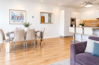 Modern Deluxe 2BR Apartment with a Seaview - 8