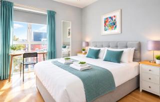 Modern Deluxe 2BR Apartment with a Seaview - 7