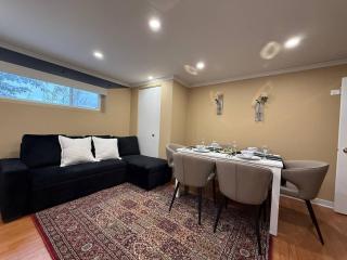 Family Friendly 2BR in Longueuil - 8