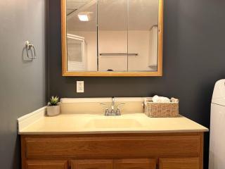 Family Friendly 2BR in Longueuil - 6