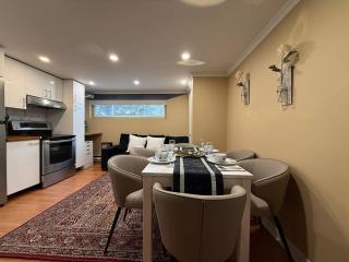 Family Friendly 2BR in Longueuil - 3