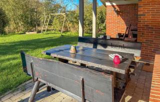 Pet Friendly Home In Thyholm With Sauna - 9