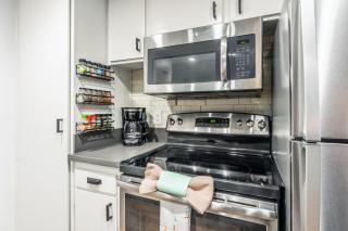 Central Mammoth Gem! 2BR2BA in Epic Location! - 2