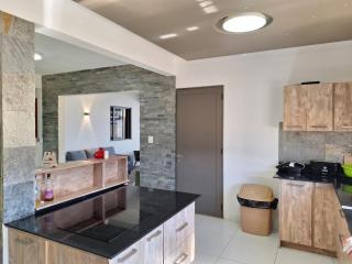 Harmonious Villa in Flic-en-Flac with Private Pool - 5