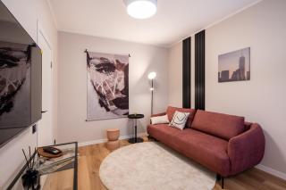 Cozy Nordic Haven in Riga Center - 1BR Apartment Sleeps 4 - 9