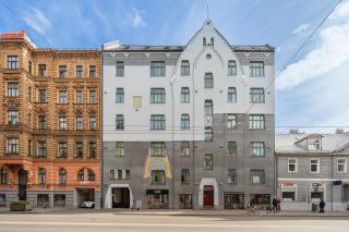 Cozy Nordic Haven in Riga Center - 1BR Apartment Sleeps 4 - 7