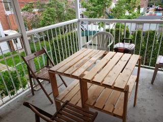 Comfort apartment close to Metro Monk station with self check in - 7