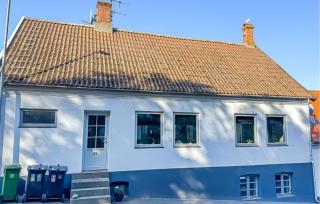 3 Bedroom Awesome Home In Hasle - 9