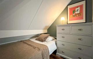 3 Bedroom Lovely Home In Ijhorst - 1