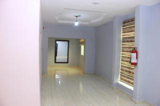 Roseville Hotel & Suites - 6