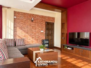 Jhamsikhel Duplex, city views and private terrace - 2