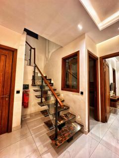 DHA Phase 6 Lahore - Budget Rooms - Near Raya and Dolmen Mall - 1