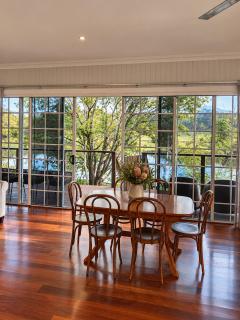 Samford Lakes Rural Accommodation - 9