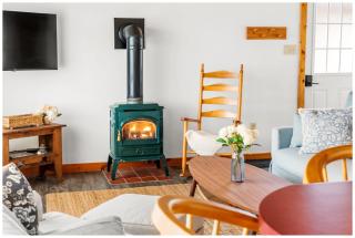 Ocean Escape Cottages - 4