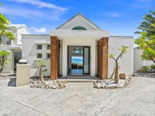 An amazing view on Orient Beach Villa - 8