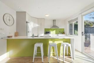 Spacious Modern Home - 8